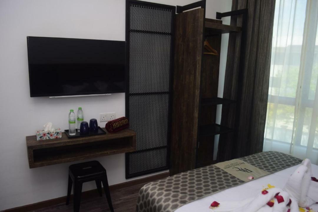 Rest And Comfort Boutique Hotel Kuala Terengganu Exteriör bild
