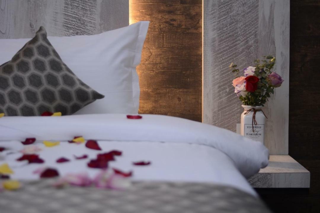Rest And Comfort Boutique Hotel Kuala Terengganu Exteriör bild